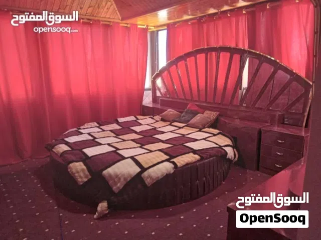روف للإيجار في أبو نصير