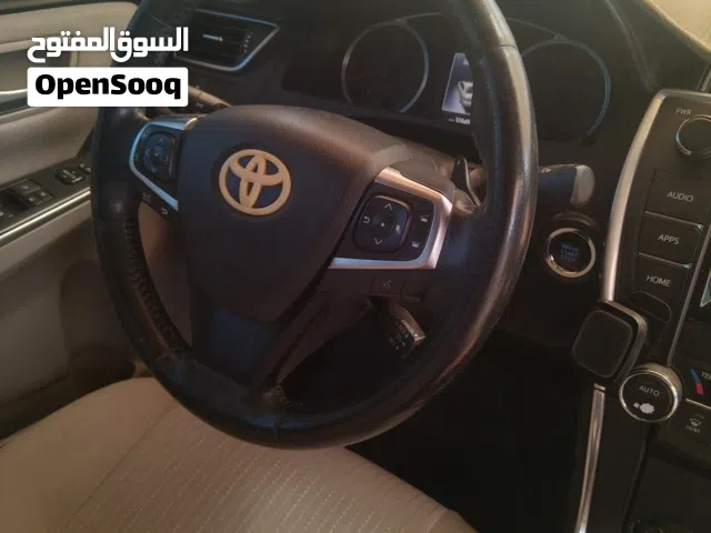 2015 تويوتا كامري XSE