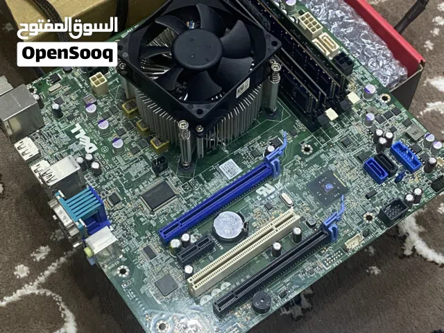 كمبيوتر مكتبي بس عليه كرت