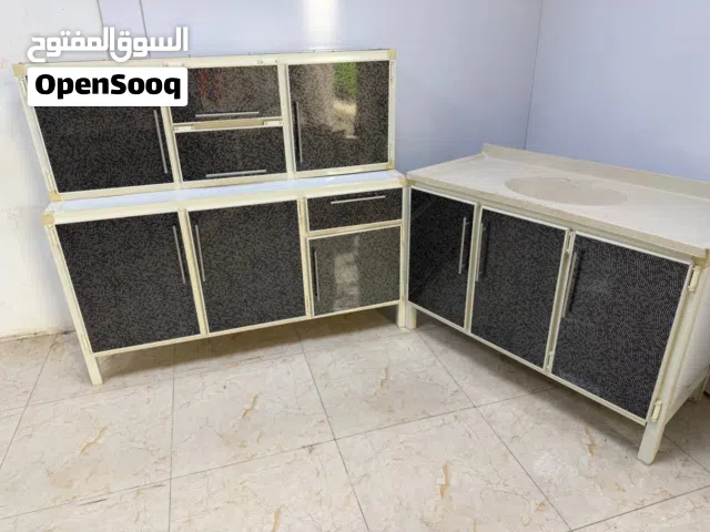 كاونتر ثلاث قطع ارضي وملحق متر ونص مع سنك متر و 20مرمر المنيوم