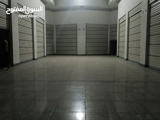 1000 m2 Showrooms for Sale in Giza 6th of October