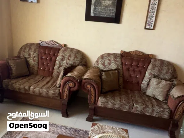 طقم كنب 9 مقاعد وضعو ممتاز خشب ثقيل