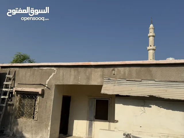 بيت للبيع .....