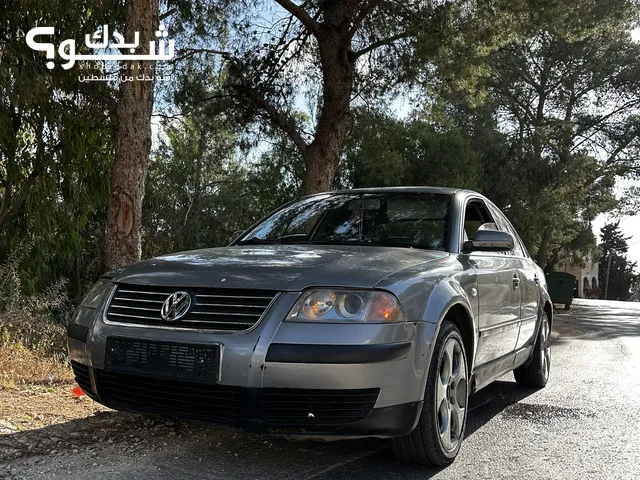 Volkswagen Passat 2003 in Hebron