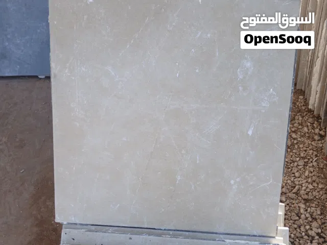 بورسلان ايطالي مستعمله 170 بيجي 45 ب 45 خشن