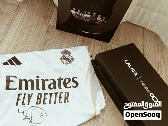 بلوزة ريال مدريد 2024/25 - موقعة مرتين من الأسطورة مارسيلو (طقم VIP