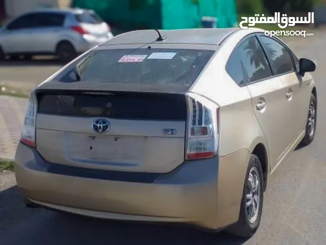 Used Toyota Prius in Ajman