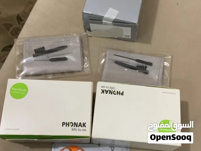 سماعات طبية من شركة PHONAK