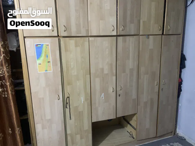 خزانه استعمال خفيف جدا شبه جديدا