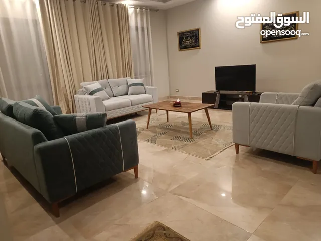 152m2 2 Bedrooms Apartments for Rent in Giza Sheikh Zayed