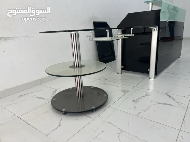 عندي اثنين بنك مبيعات. زجاج استعمال نظيف