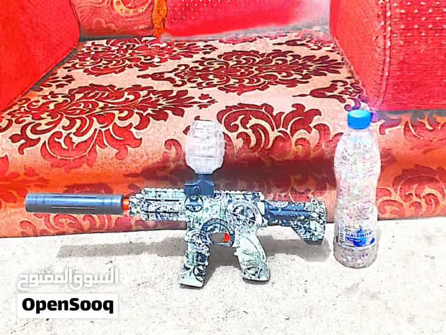 مسدسات كرات ماء