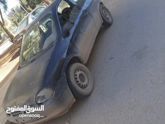 Opel Corsa 2000 in Benghazi