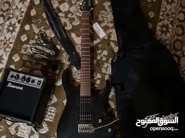 Electric guitar جيتار كهربائي