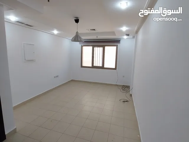 110 m2 3 Bedrooms Apartments for Rent in Hawally Hawally