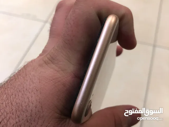 ايفون 8 حاله ممتازه