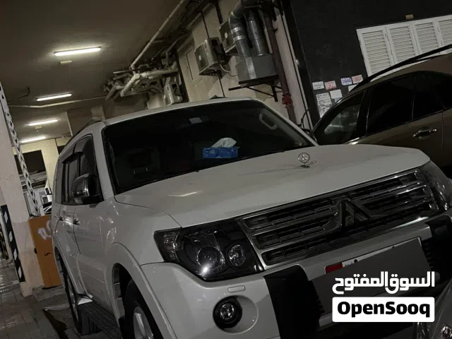 عربيه لنسر باجيرو ما فيها اي مشاكل العربيه بحاله الوكاله