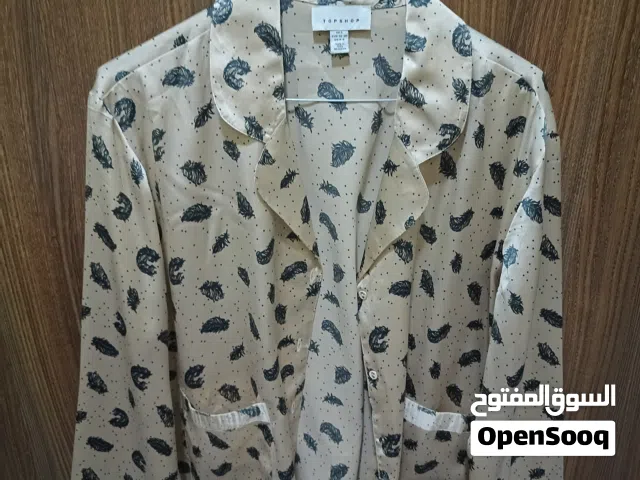authentic brands shirts ,dresses and much more for 1 to 3 JD only