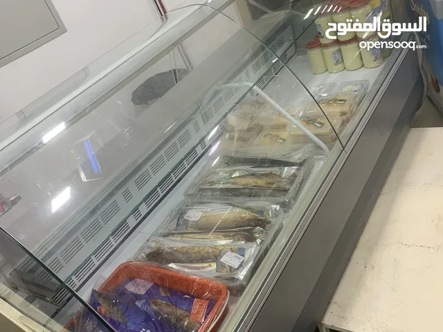 منطقه خضار وفواكه وتلاجه اجبان بى سوبر ماركت للايجار الشهرى