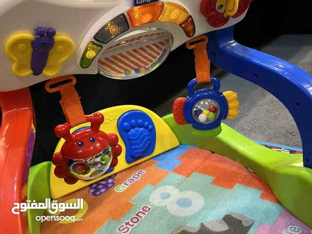 لعبة بيبي نوع شيكو chicco duo Gym موسيقى و اضواء و حركات الاصليه بالكرتونه