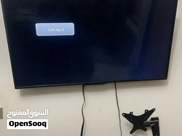 شاشة 43 samsung نظيفة للبيع