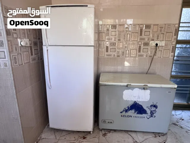 ثلاجة للبيع مع اثاث منزل