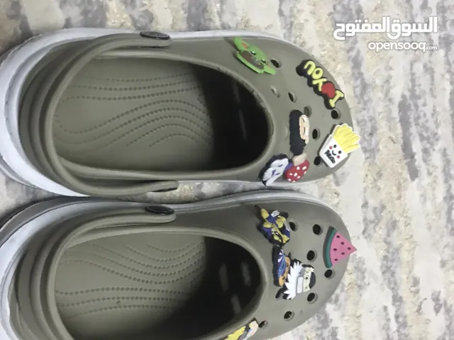 36 Casual Shoes in Abu Dhabi