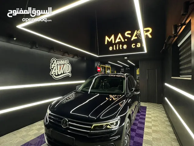 VW Tiguan 2019 4*4 full options black edition