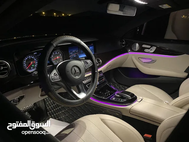 خدمة توصيل مشاوير خاصة في نطاق مسقط بسيارة فارهة
