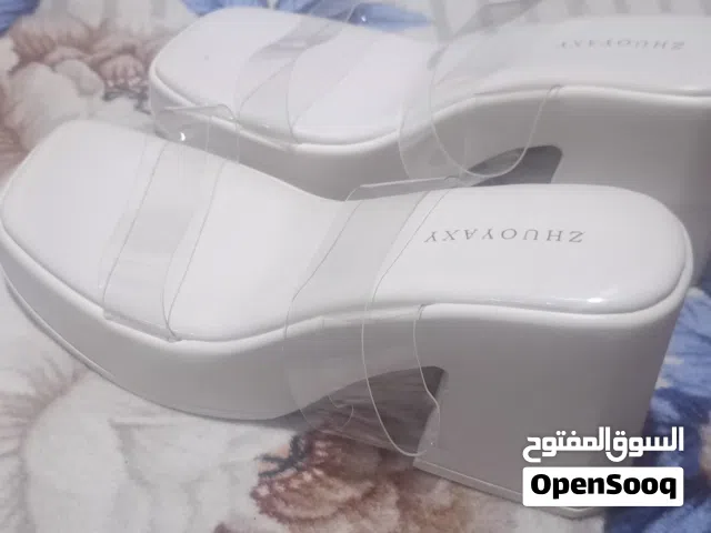 كعب عالي طبي