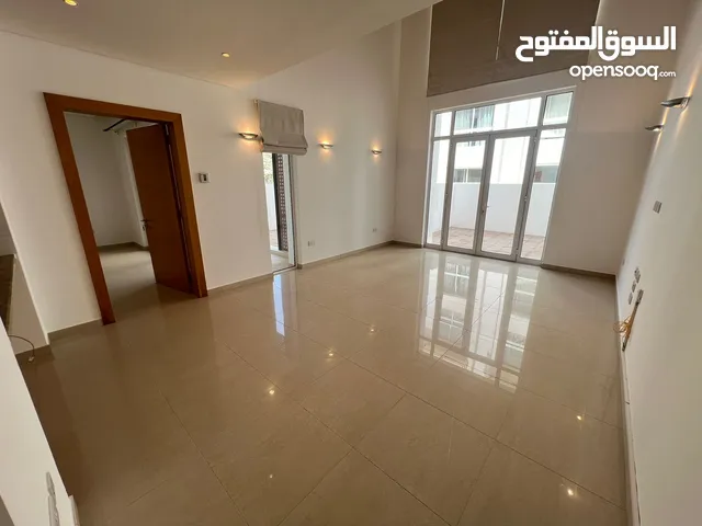 شقة 3 غرف للبيع في الموج  Duplex 3 Bedrooms Apartment in Al Mouj