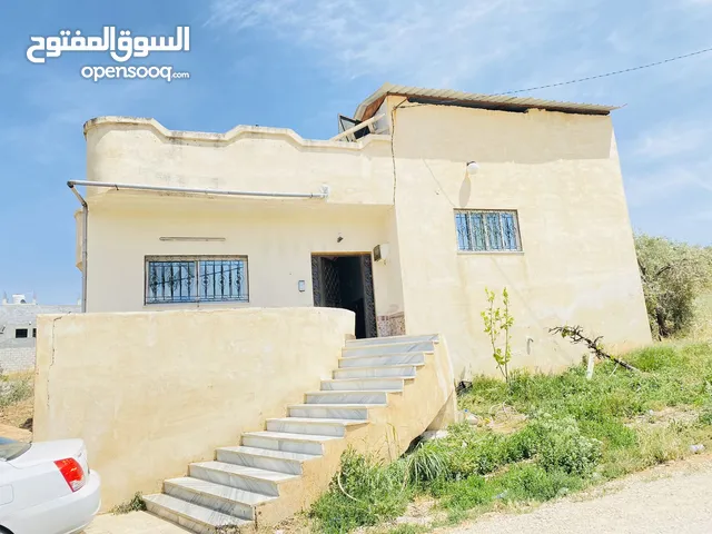 170 m2 5 Bedrooms Townhouse for Sale in Irbid Dayr as Si'nah