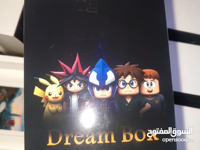 سلام عليكم بوكسات بهاذشكل الحلو عشوأئي يوغي يو بيكمون نوادر ون بيس ماجك ومجسمات بيها بداخلها هم الت