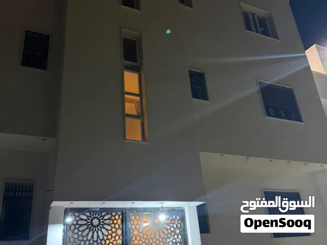 شقه للبيع في حرف T العنب السراج