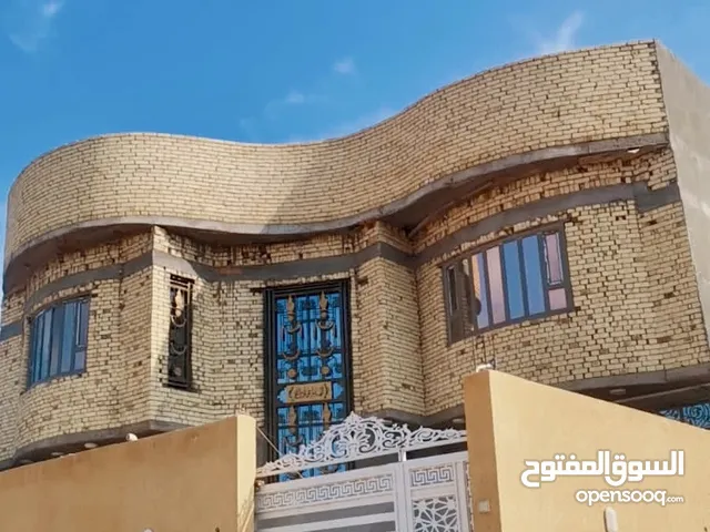 180 m2 More than 6 bedrooms Townhouse for Sale in Basra Abu Al-Khaseeb