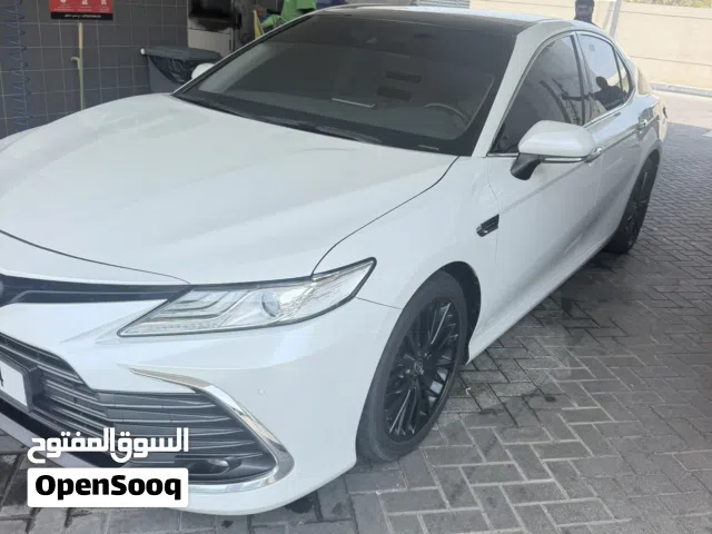 للبيع تيوتا كامري 2023 نسخة 40 خليجي