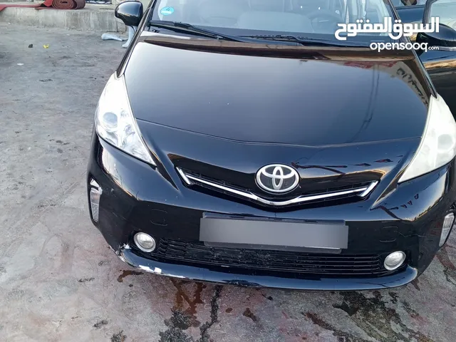 تويوتا بريوس بلس بطارية ليثيوم سبع ركاب ثلاث جيد قصعة