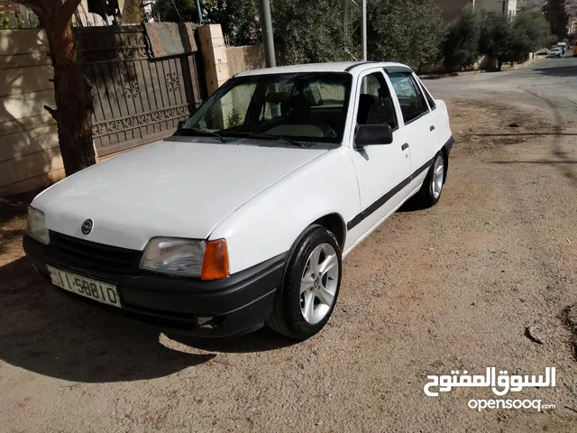 Used Opel Kadett in Zarqa