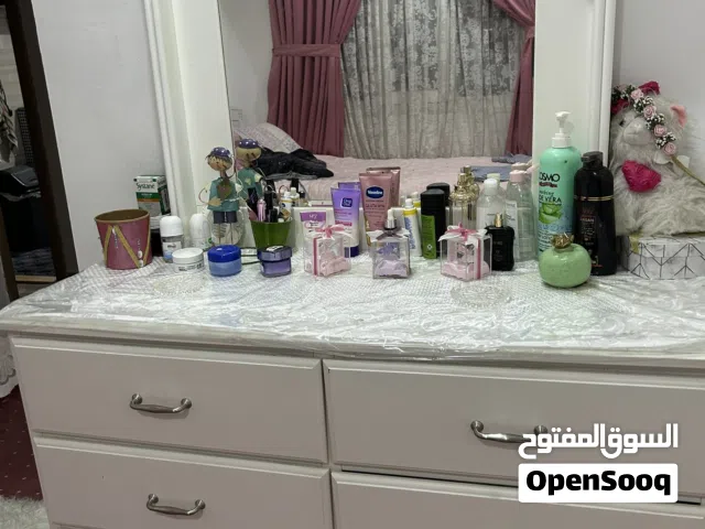 تسريحة مستعملة للبيع