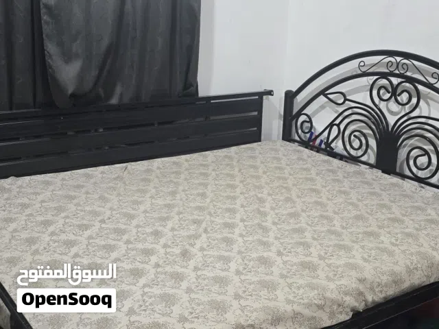 Queen SIze bed with Matress available in Abuhalifa