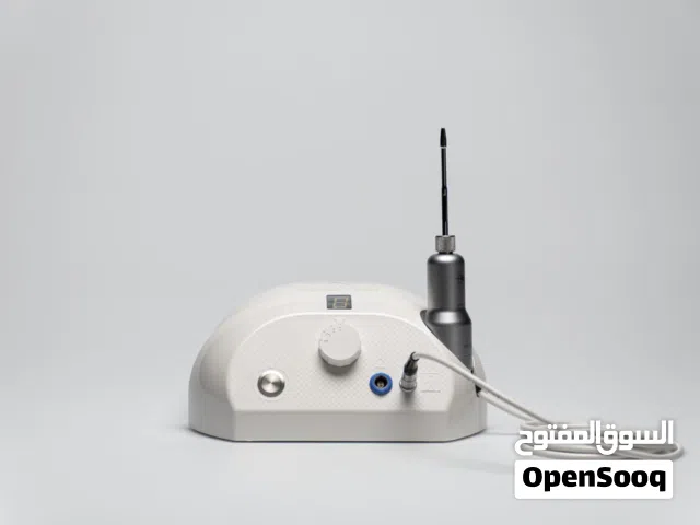جهاز (Magnetic Mallet) من إنتاج شركة Osseotouch. الأحدث في تقنيات جراحة الفم وزراعة الأسنان.
