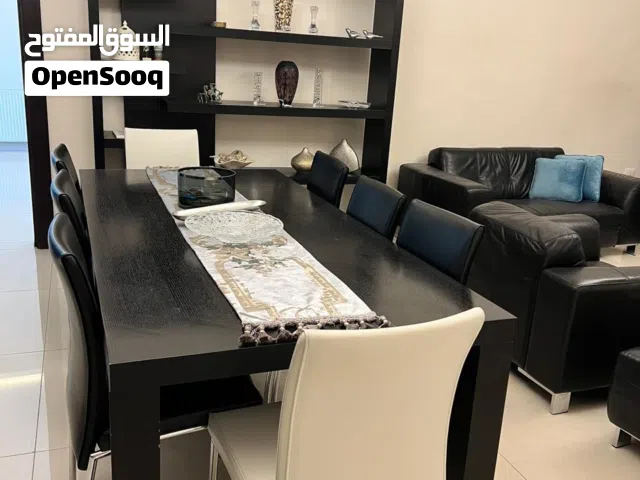 REF :14879 - شقة مفروشه للبيع – طريق المطار