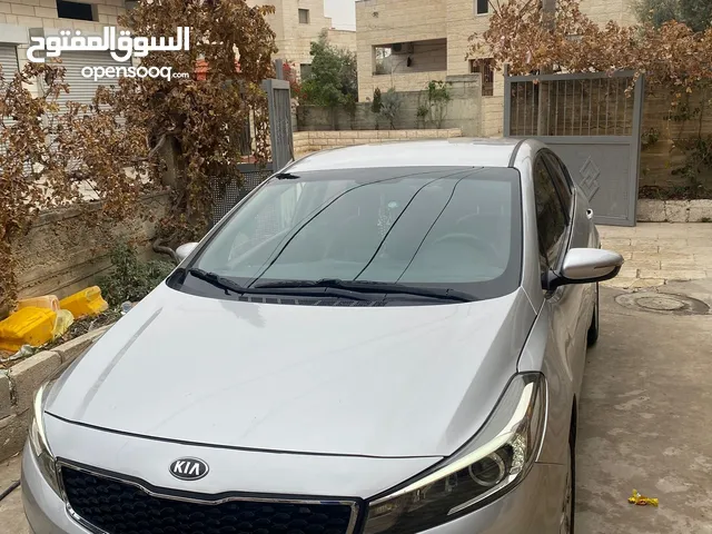 كيا كي 3 - Kia K3 بحالة ممتازة للبيع