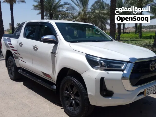 2023 تويوتا هيلوكس Adenture