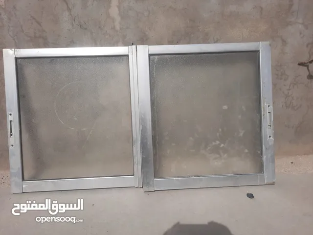 شباك المنيوم قياس1.4*78 حالة ممتازة