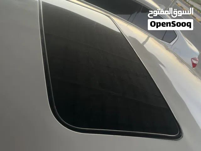 فتحة سقف كامري للبيع
