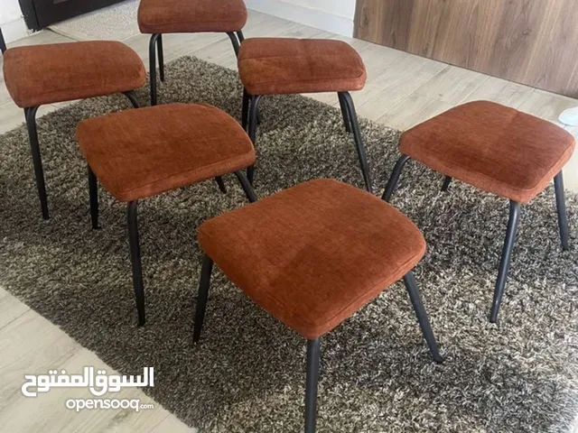 كراسي بحالة جيدة للبيع