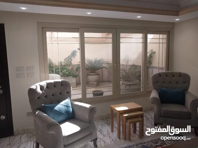 305 m2 More than 6 bedrooms Villa for Sale in Cairo Fifth Settlement