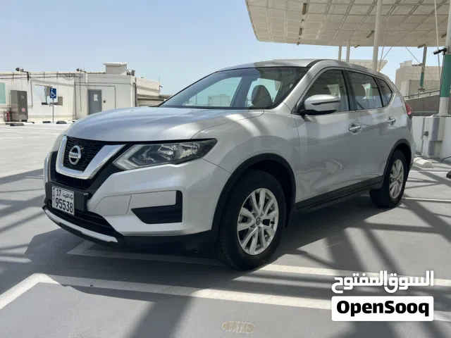2020 نيسان X-تريل Standard