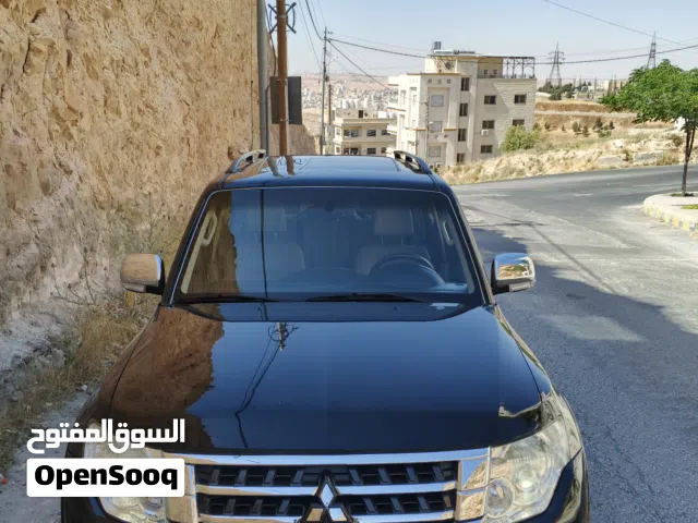 2016 Mitsubishi Pajero GLS Plus